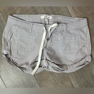 Hollister size 3 shorts